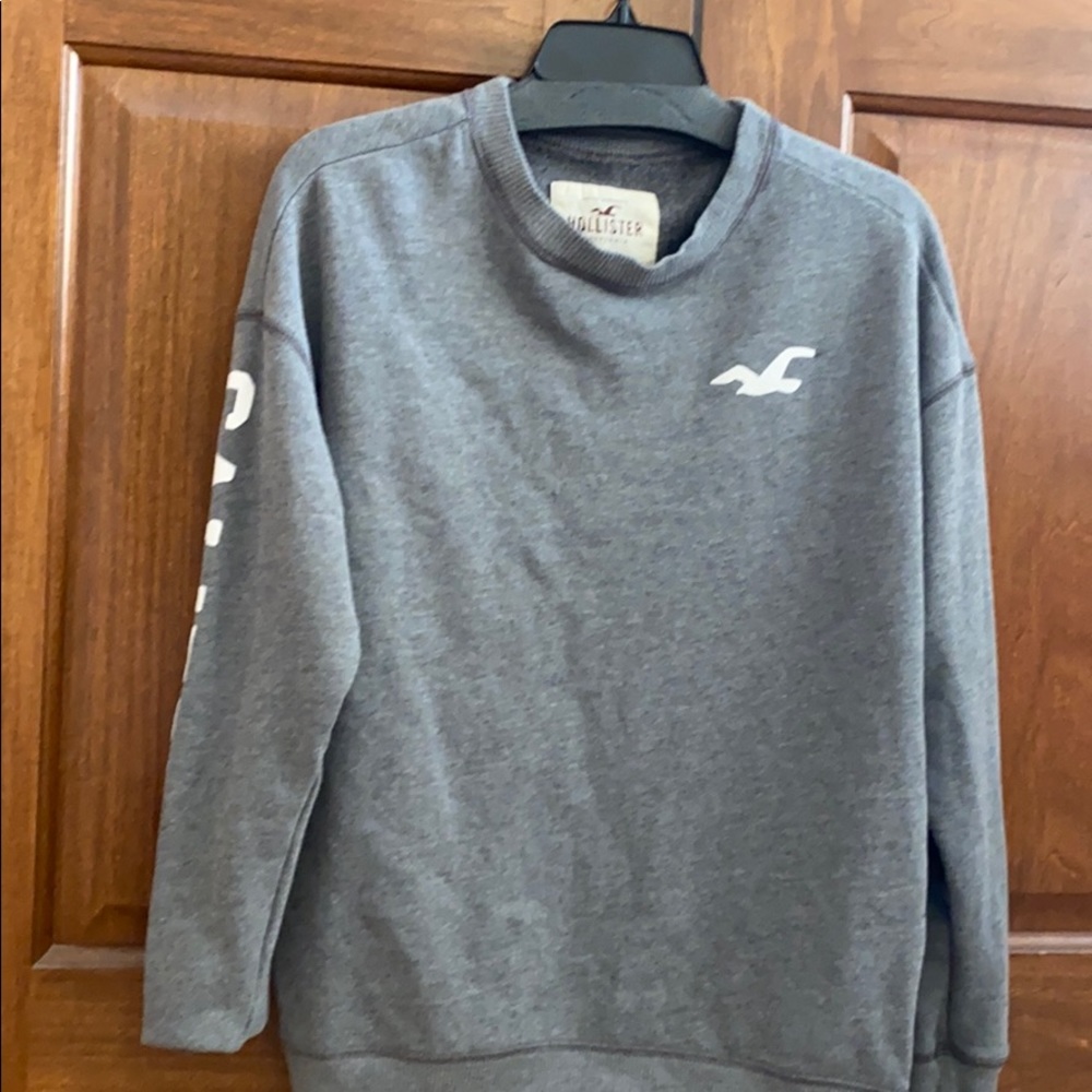 oversized sweatshirt